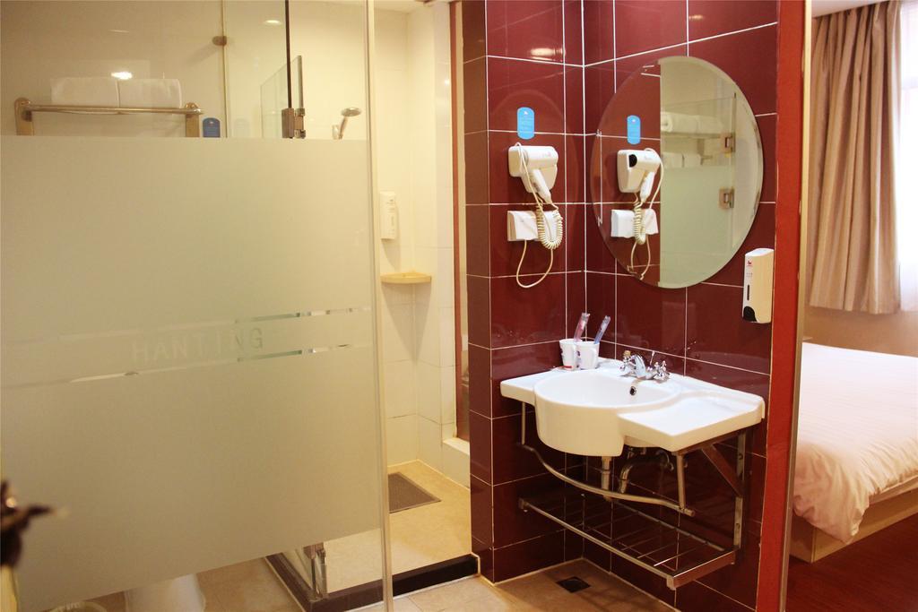 Hanting Hotel Shanghai Hongqiao Railway Station Huqingping Highway Exterior photo