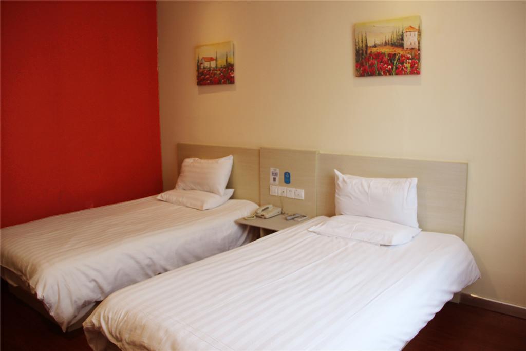 Hanting Hotel Shanghai Hongqiao Railway Station Huqingping Highway Exterior photo